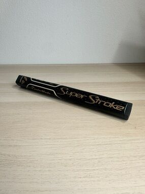 SuperStroke x TaylorMade Pistol GTR 1.0  Black/Gold